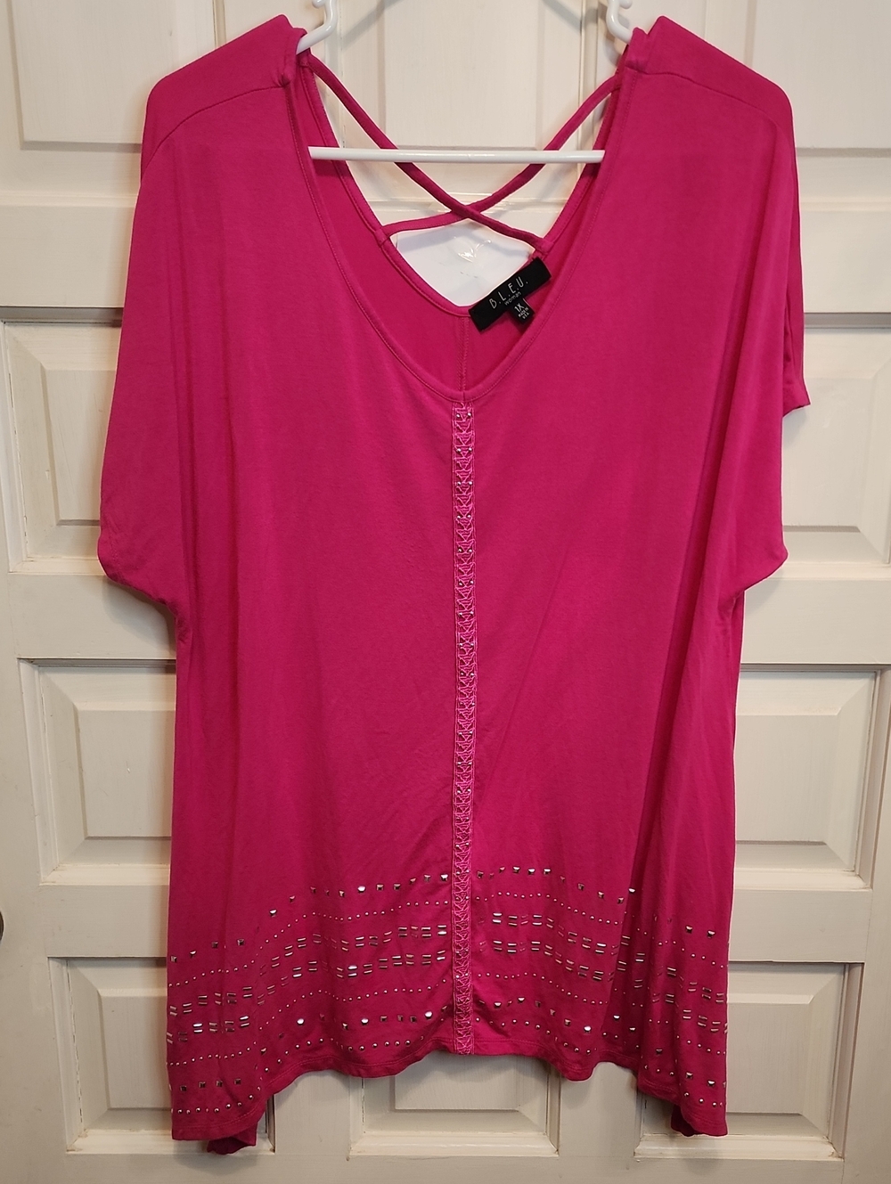 BLEU WOMAN Fuchsia Crisscross Back Women's Top